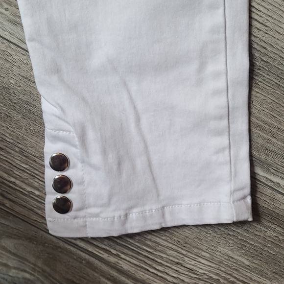 White Jeans - Picture 3 of 3